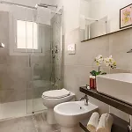 Gigi House Piazza Mazzini 300m Dal Mare Appartamento