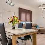 GIGI HOUSE [appartamento PIAZZA MAZZINI] 300m dal mare